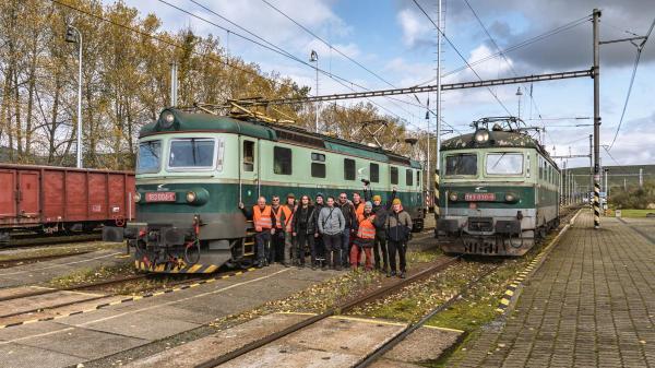 Farebná železnica v jesennom kabáte očami kolegov zo #zafarebnuzeleznicu
