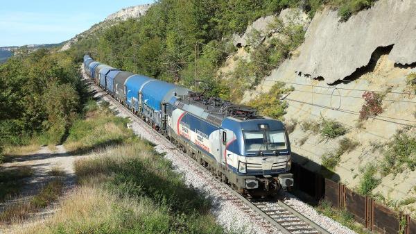 Slovensko v srdci železničnej Európy: export, import a predovšetkým tranzit