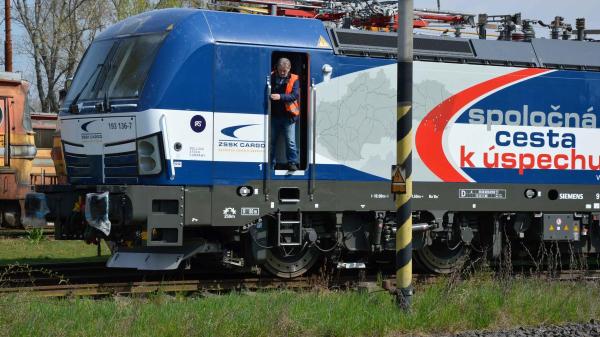 ZSSK CARGO prebrala prvých päť prenajatých Vectronov zo série A17 